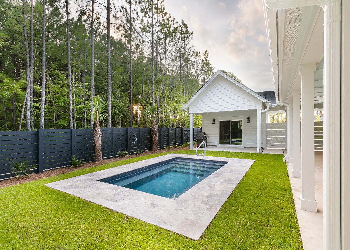 Milan 814 Pool Layout