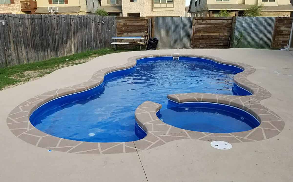 Bermuda 1430 Deluxe Finished Residential Landscape