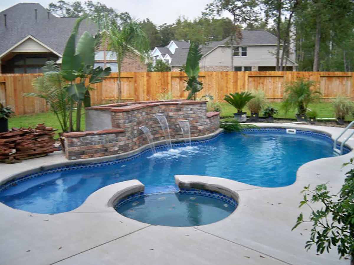 Bermuda 1430 Deluxe Brick Deck Construction