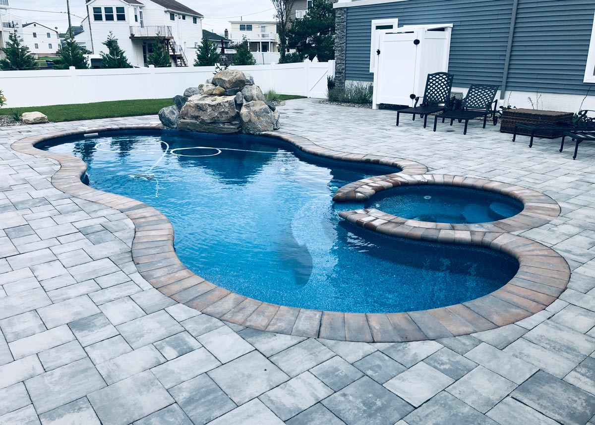 Bermuda 1430 Deluxe Complete Yard Retreat