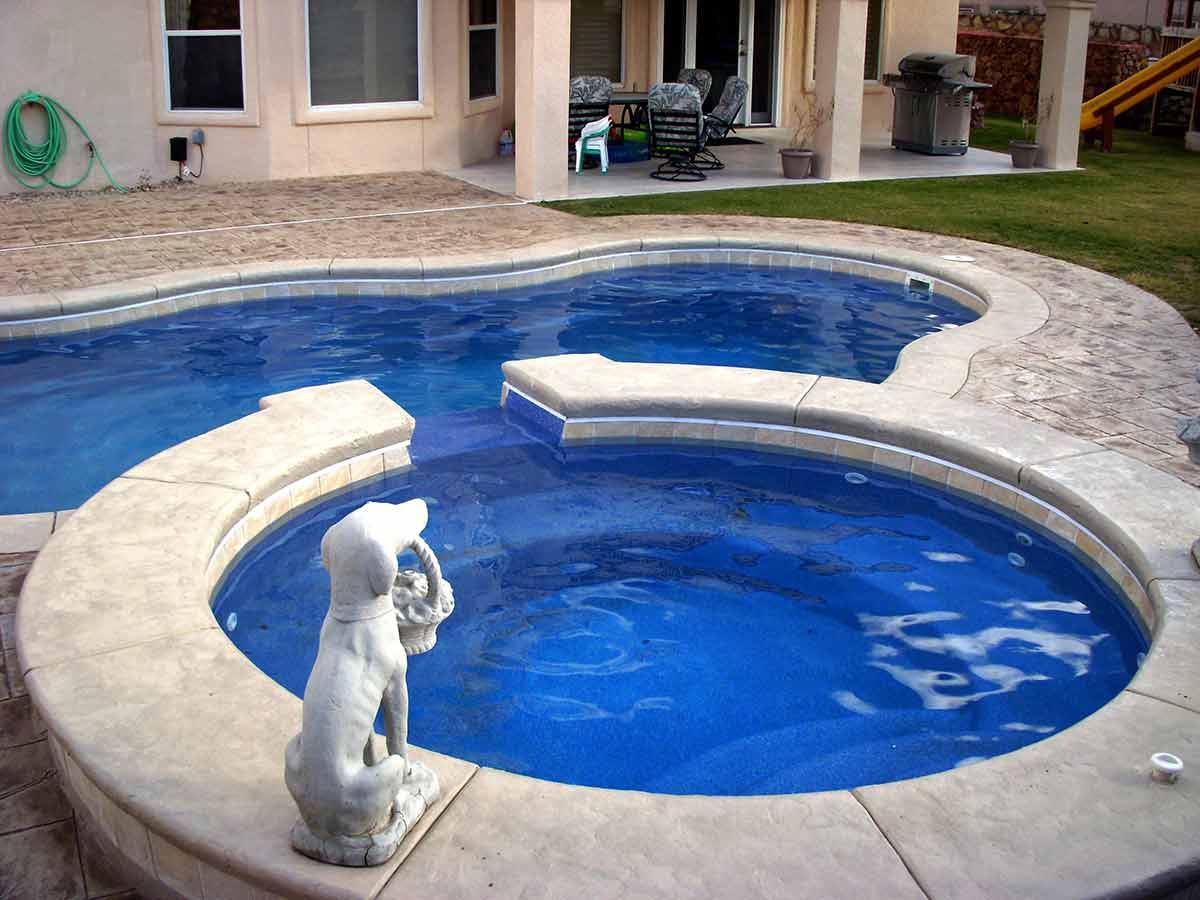 Bermuda 1430 Family Splash Layout Overview